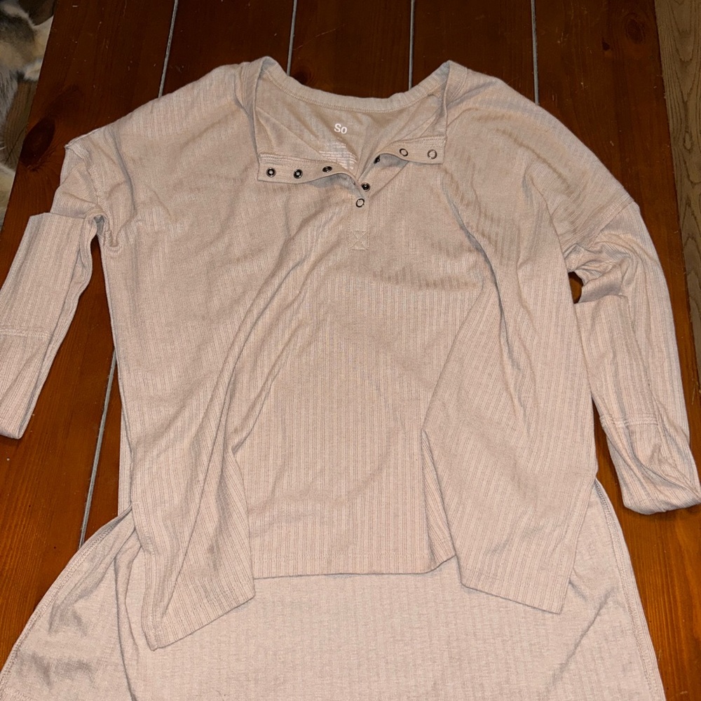 lounge button shirt with longer back